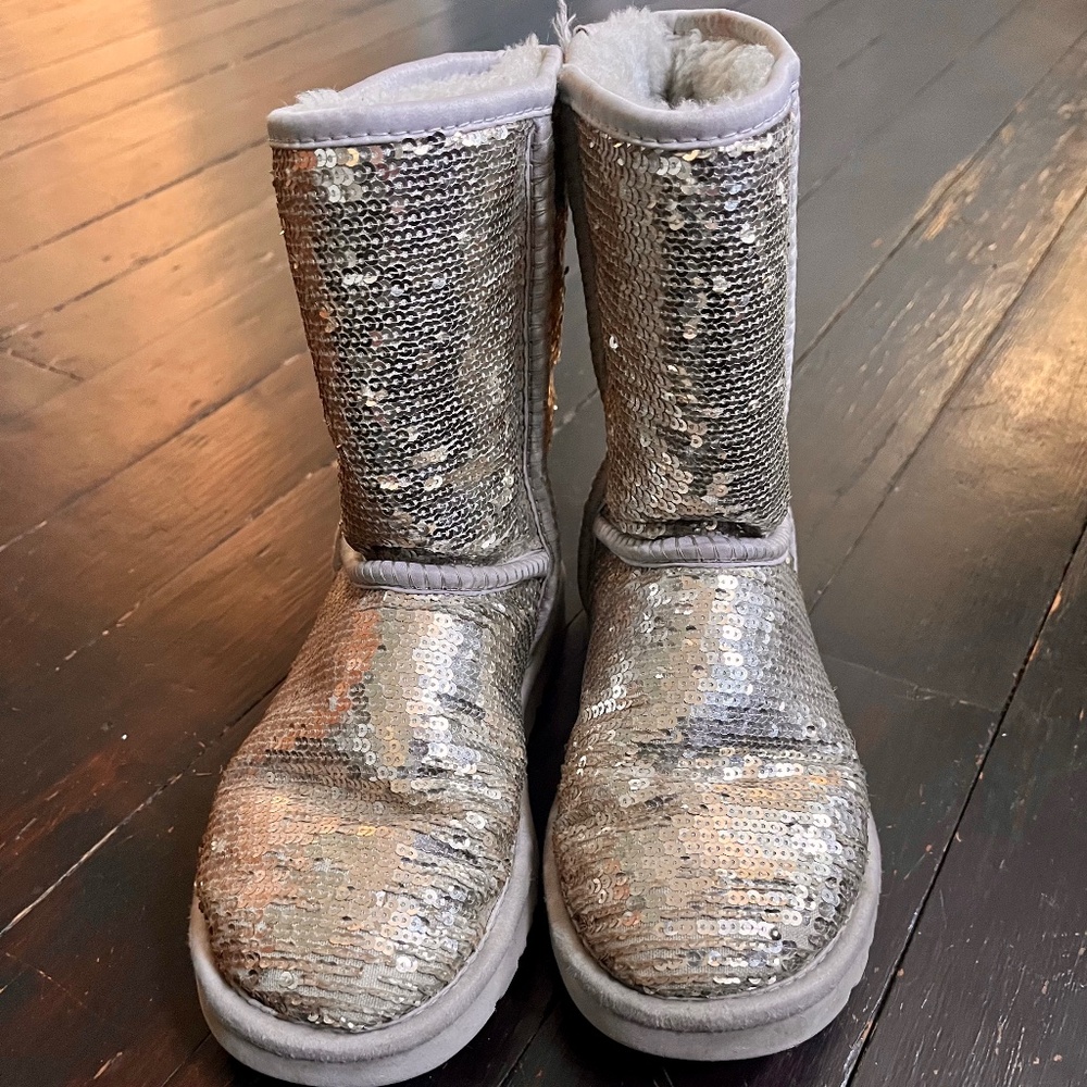 Holiday Silver Sequin Uggs